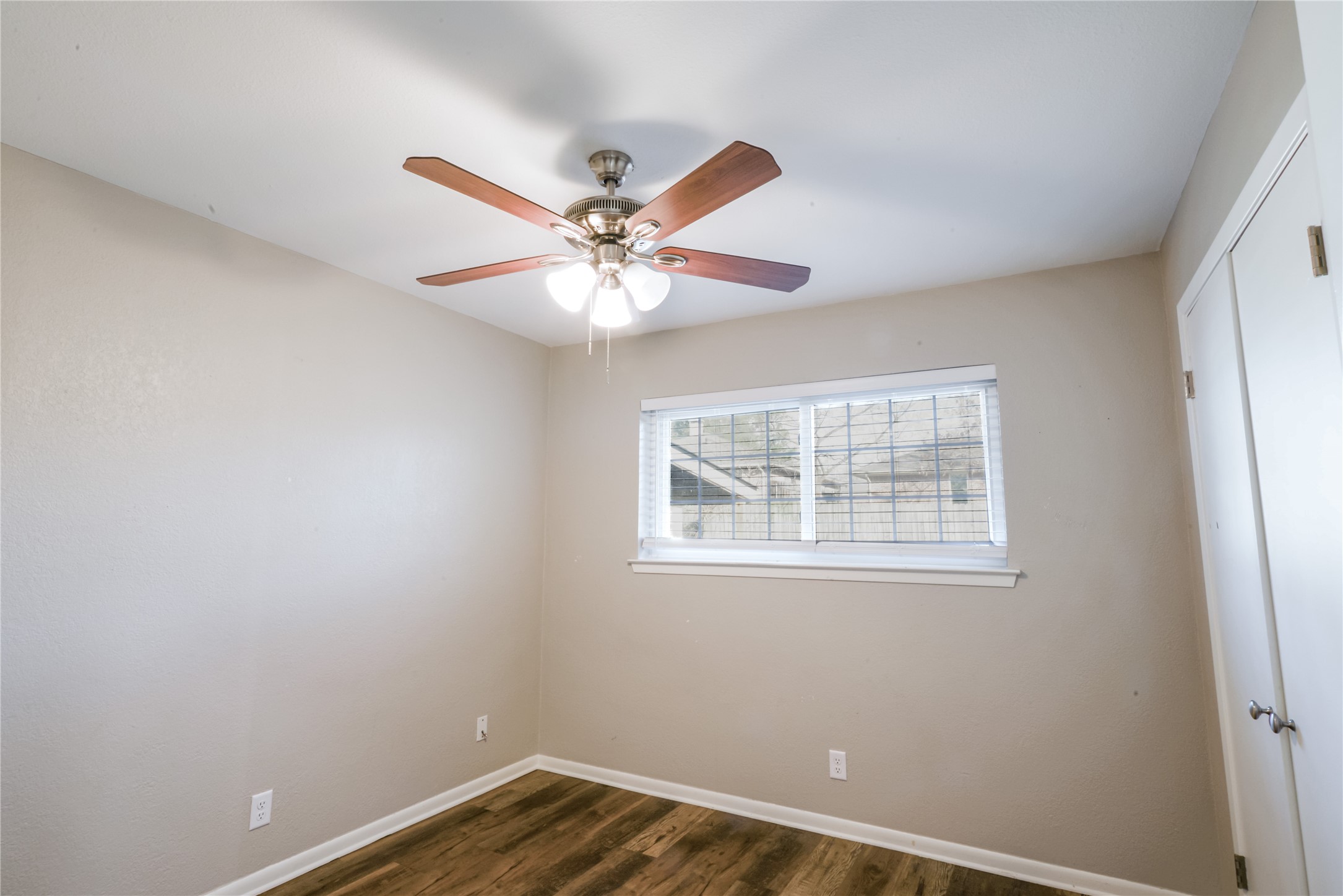 914 S Hyde Park Denison TX 75020