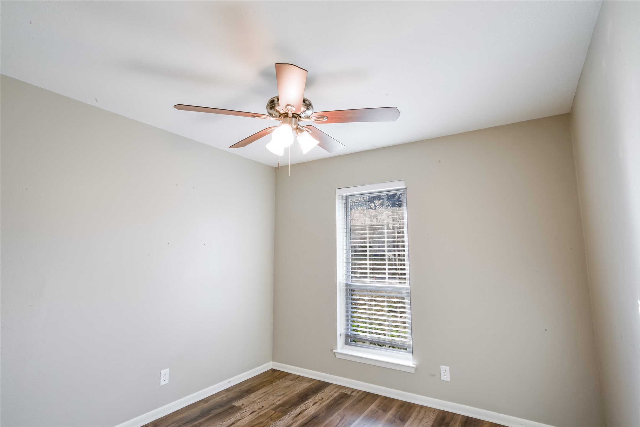 914 S Hyde Park Denison TX 75020