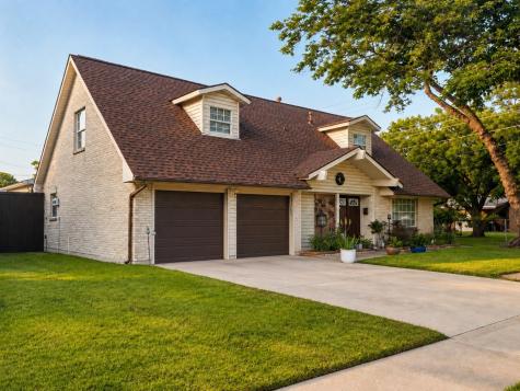 4001 Glenhaven Drive Garland TX 75042