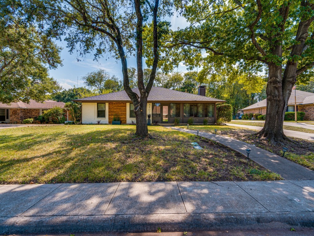 407 Bradshaw Street Cedar Hill TX 75104