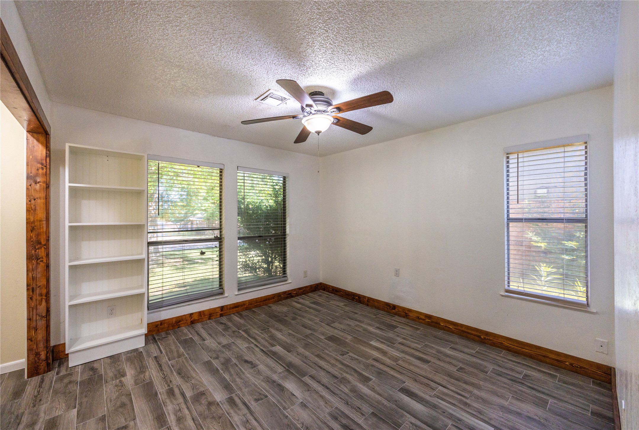 640 Ivy Ann Drive Woodway TX 76712