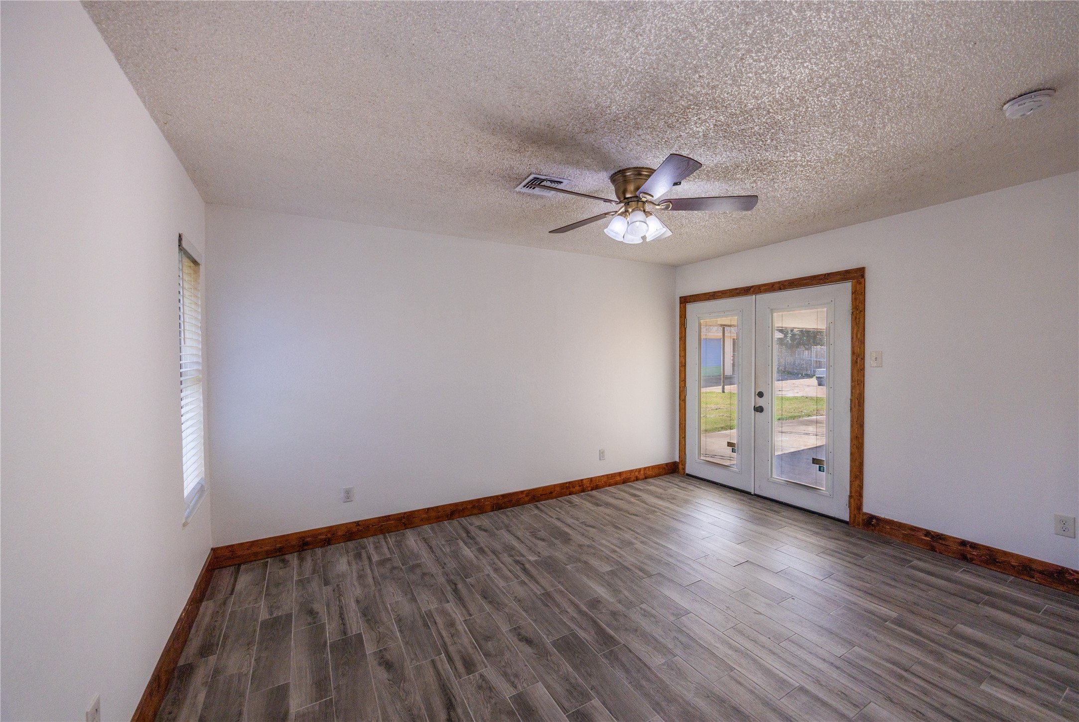 640 Ivy Ann Drive Woodway TX 76712