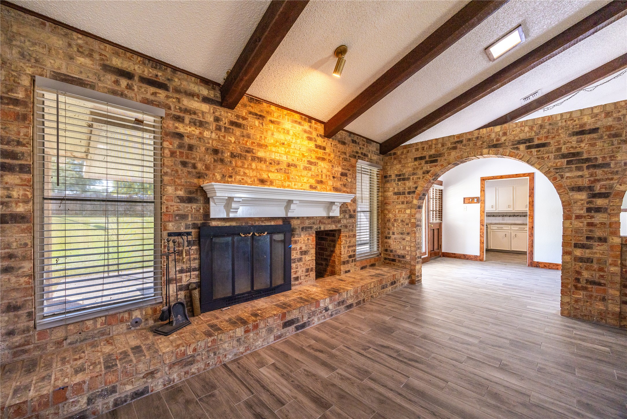 640 Ivy Ann Drive Woodway TX 76712