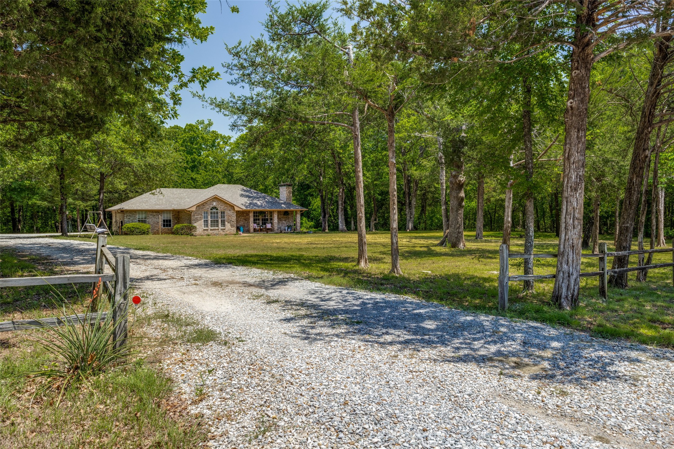 4942 Us Highway 69 Denison TX 75021