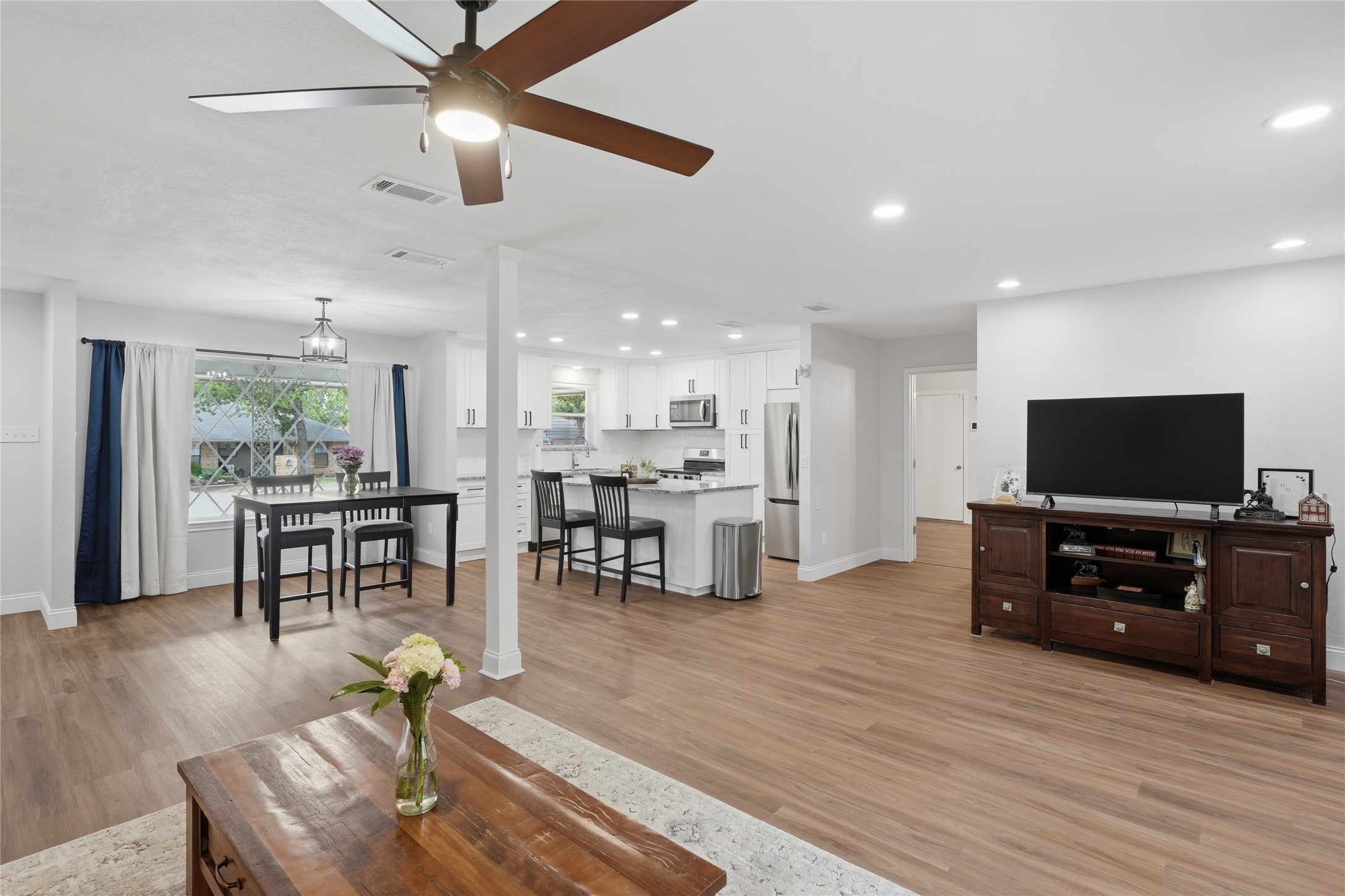 217 Spruce Circle Azle TX 76020