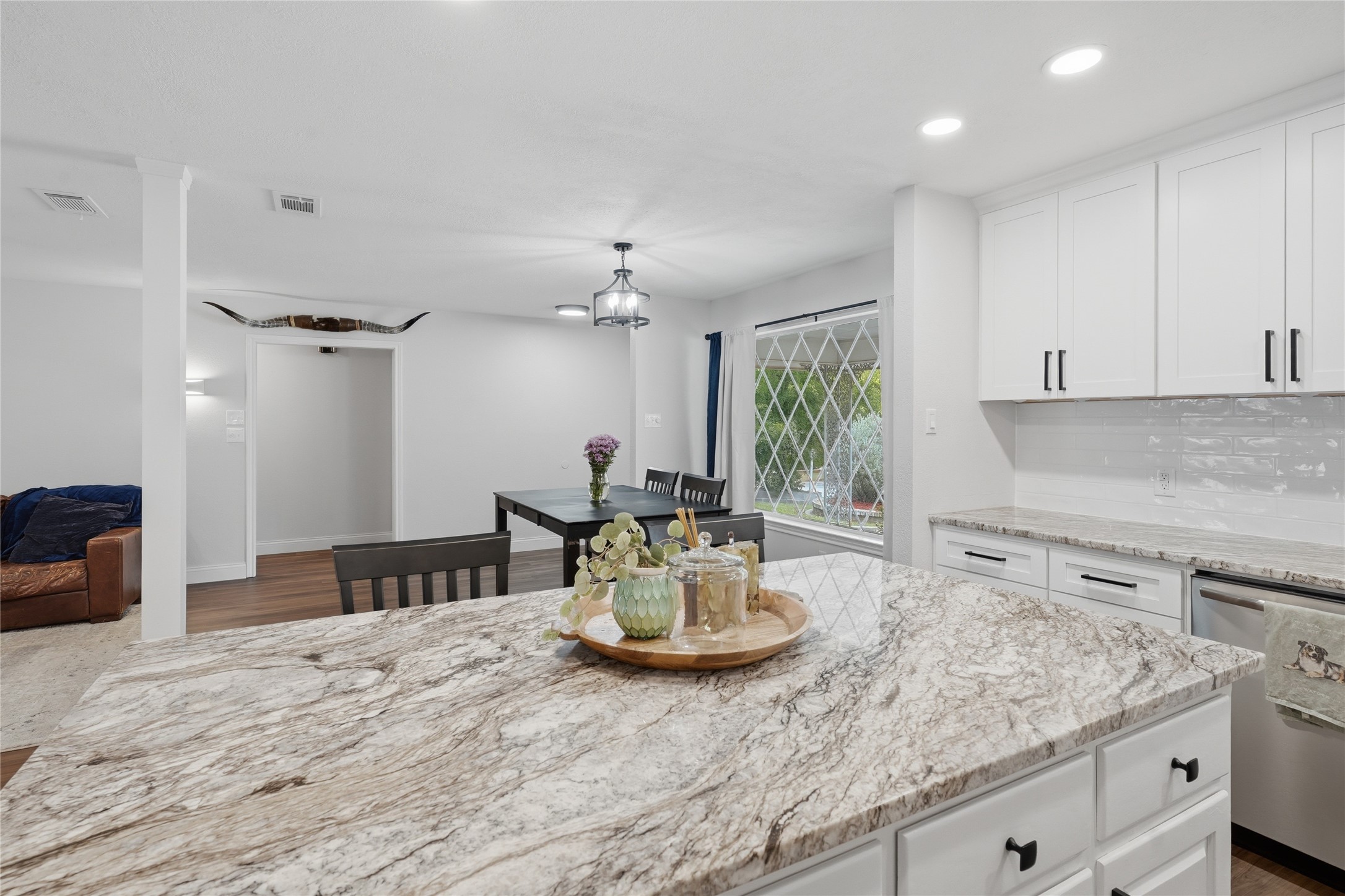 217 Spruce Circle Azle TX 76020