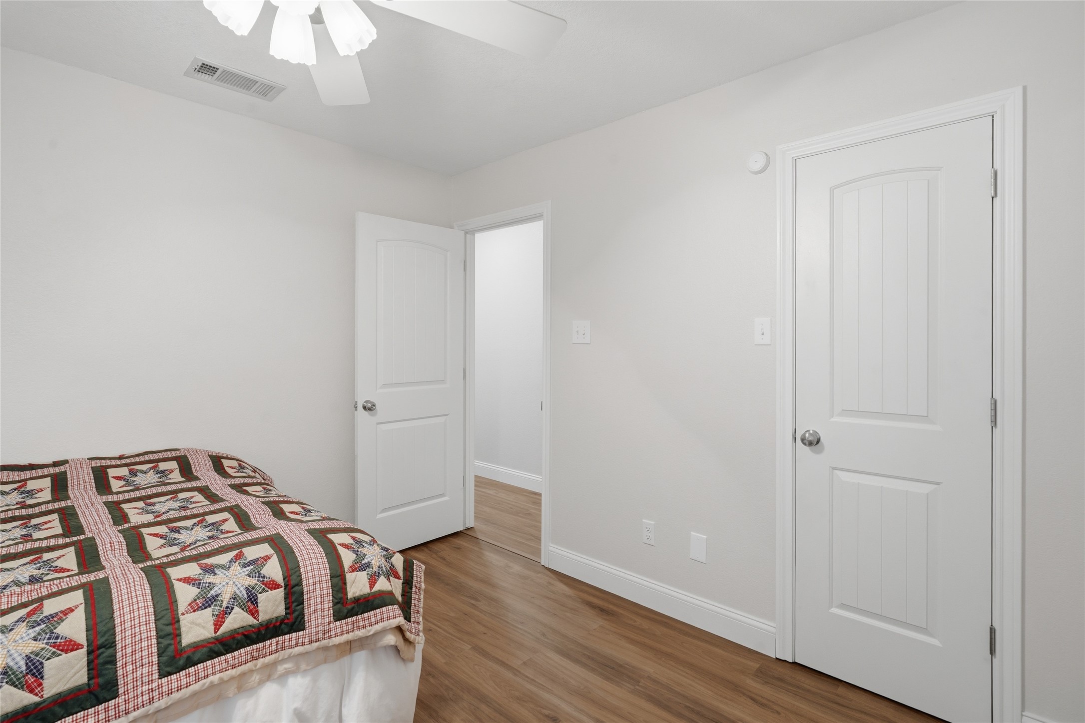 217 Spruce Circle Azle TX 76020