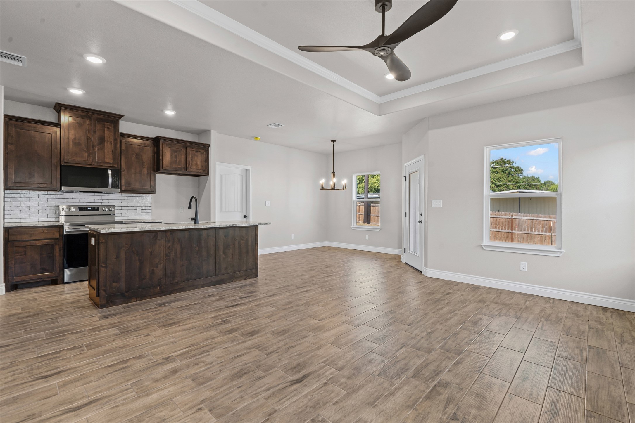 3402 Hilltop Road Granbury TX 76048