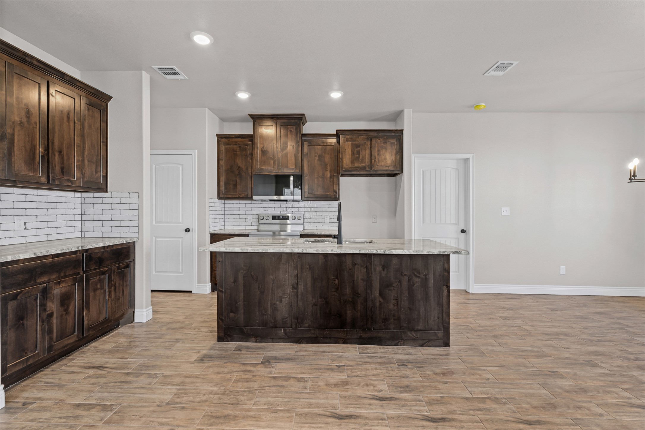 3402 Hilltop Road Granbury TX 76048