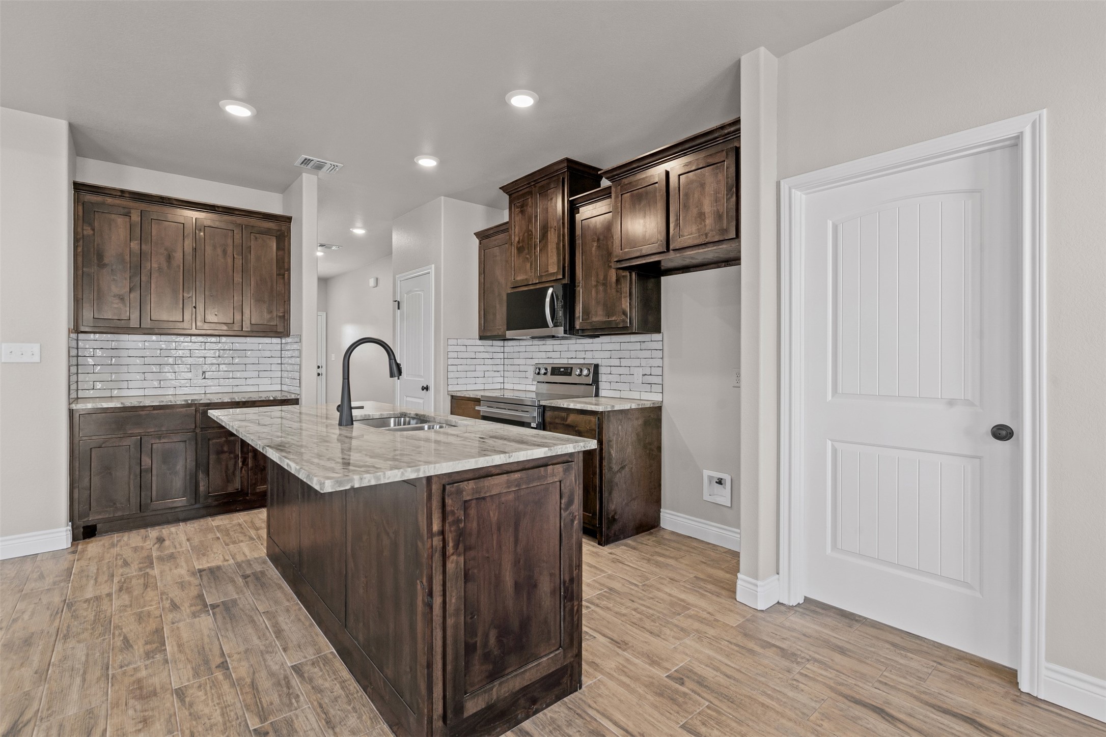 3402 Hilltop Road Granbury TX 76048