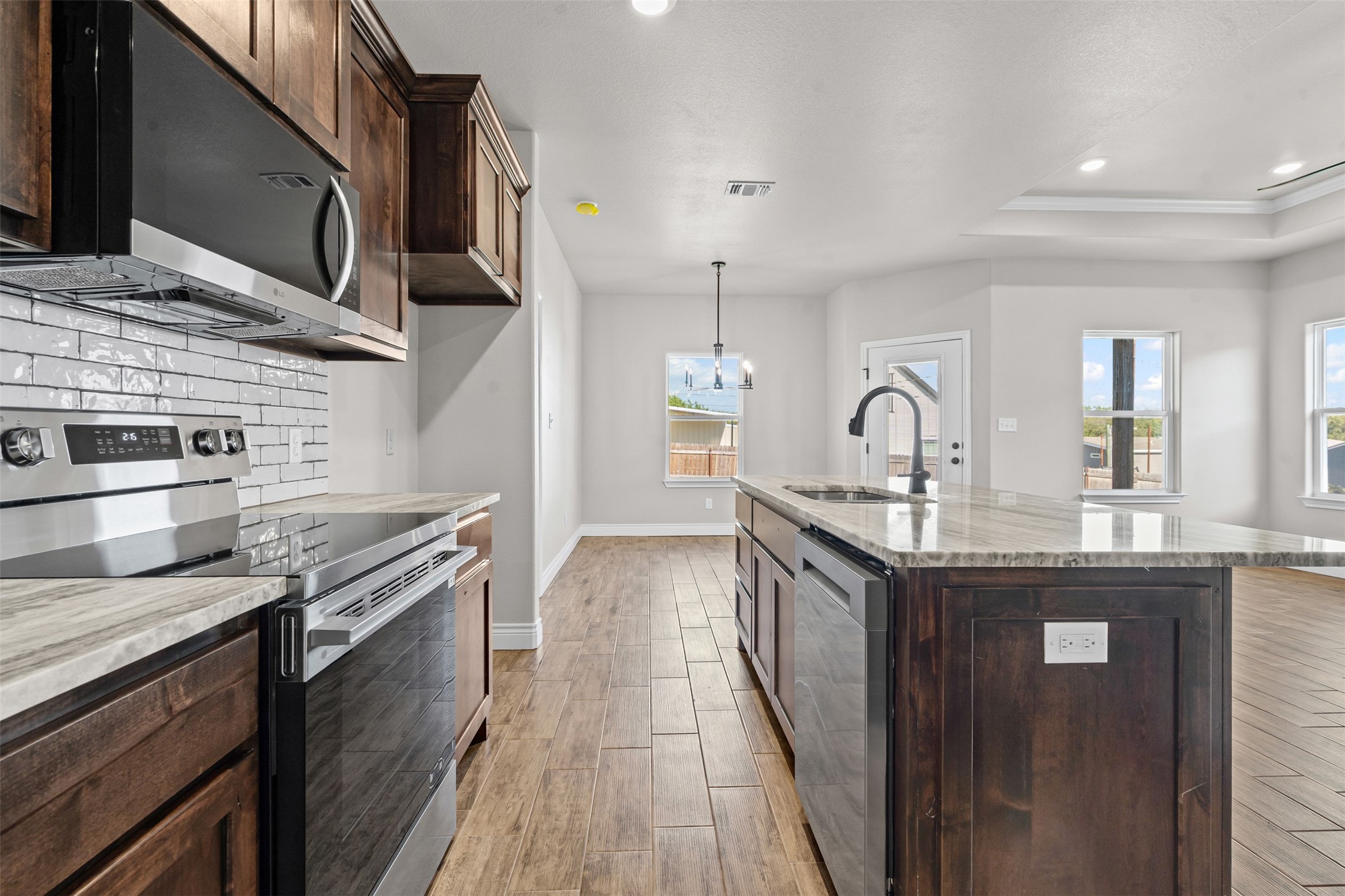 3402 Hilltop Road Granbury TX 76048