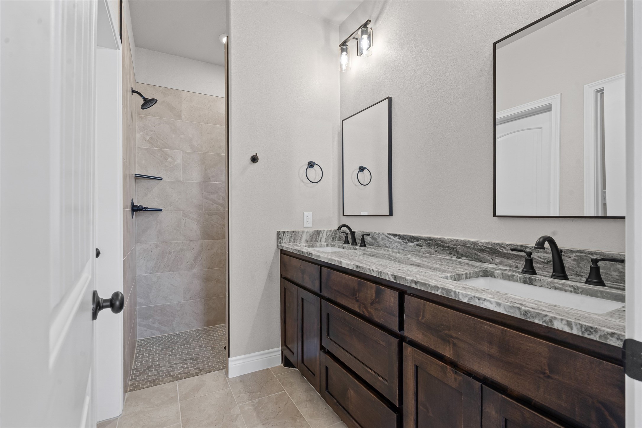 3402 Hilltop Road Granbury TX 76048