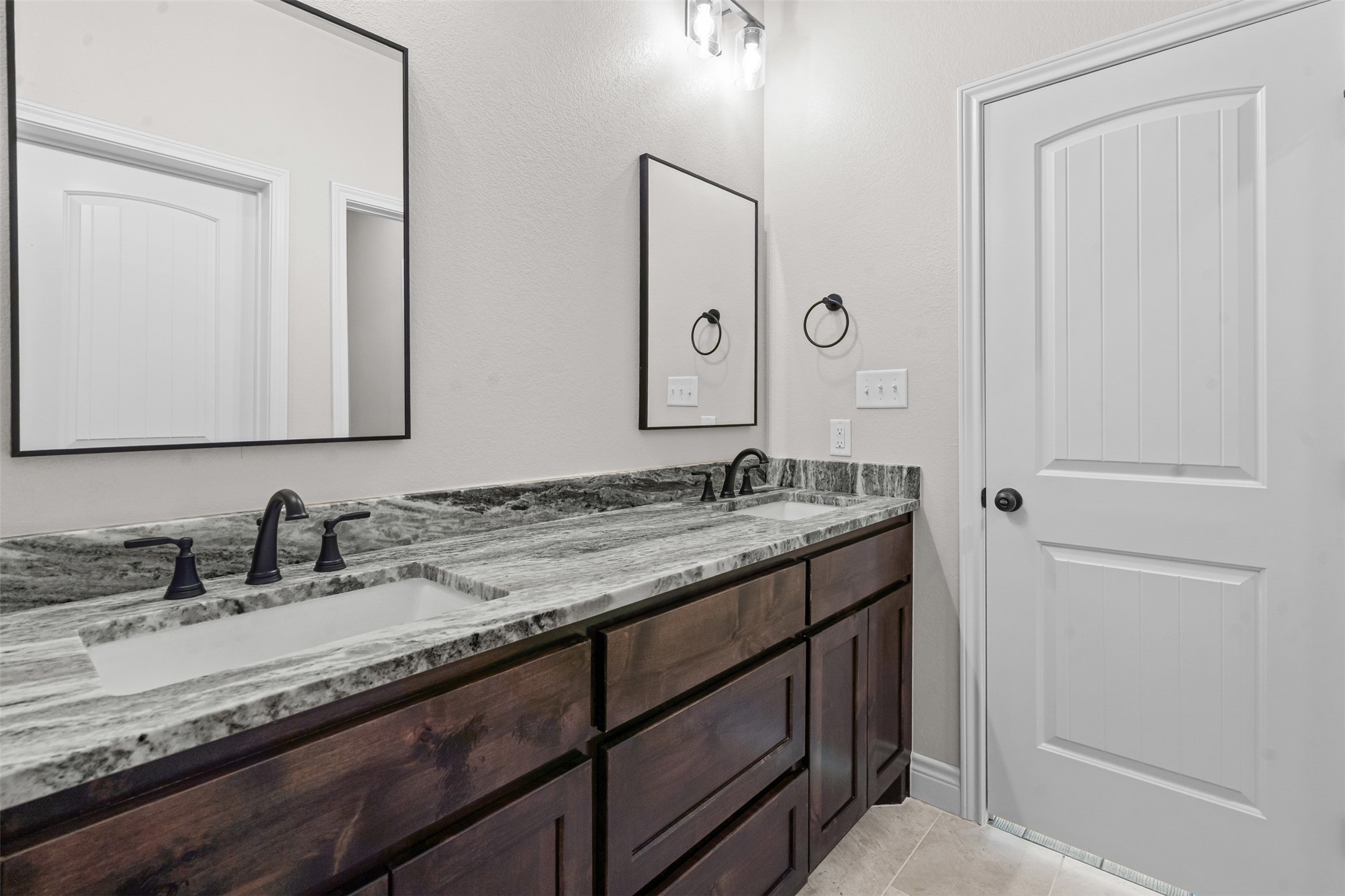 3402 Hilltop Road Granbury TX 76048