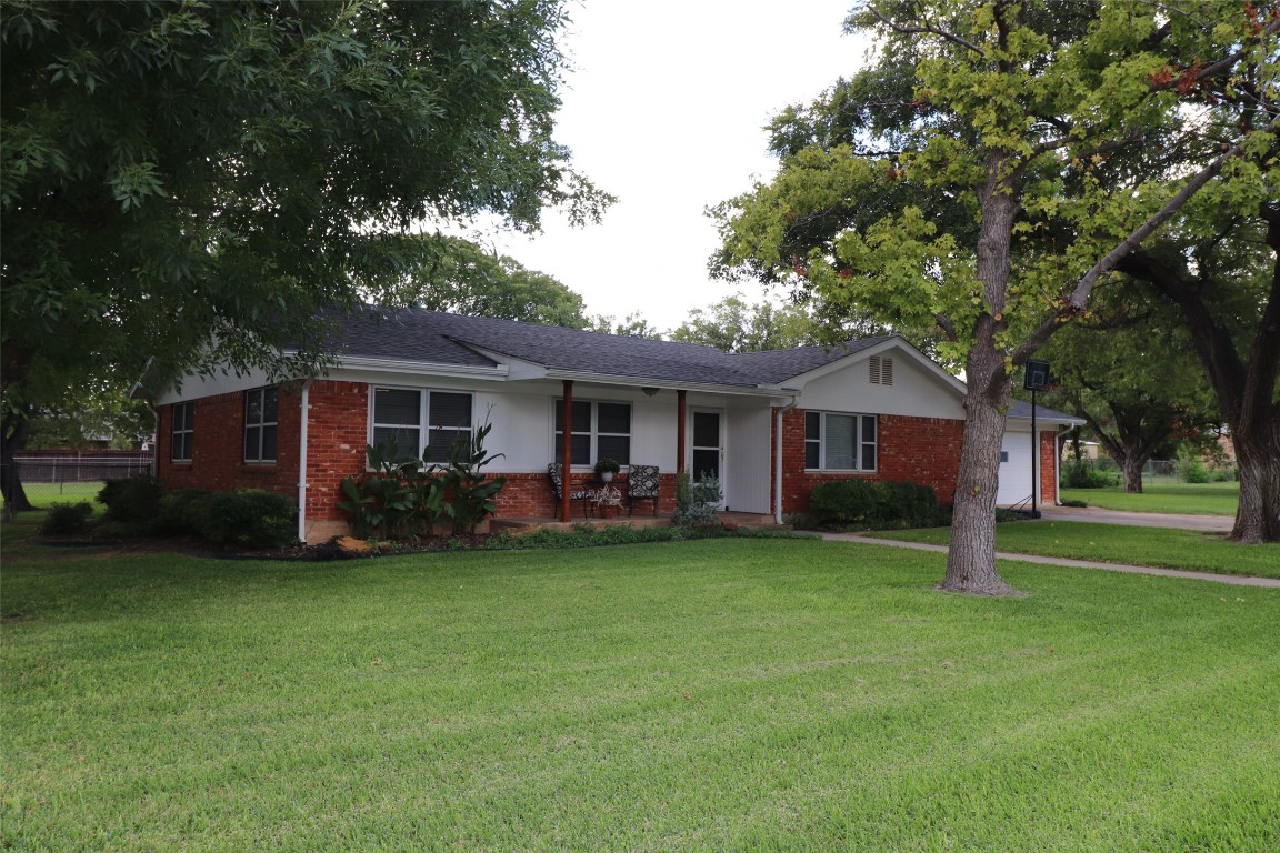 2007TH Street Brownwood TX 76801