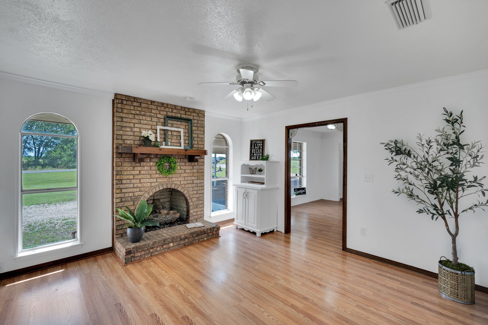 11642 Fm 157 Maypearl TX 76064