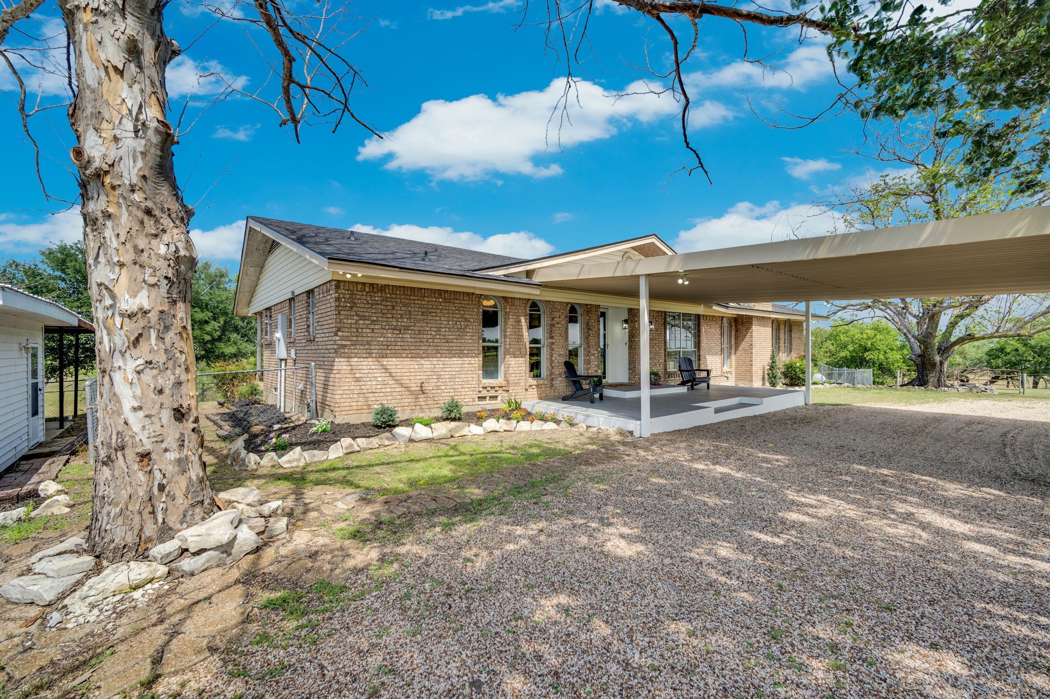 11642 Fm 157 Maypearl TX 76064
