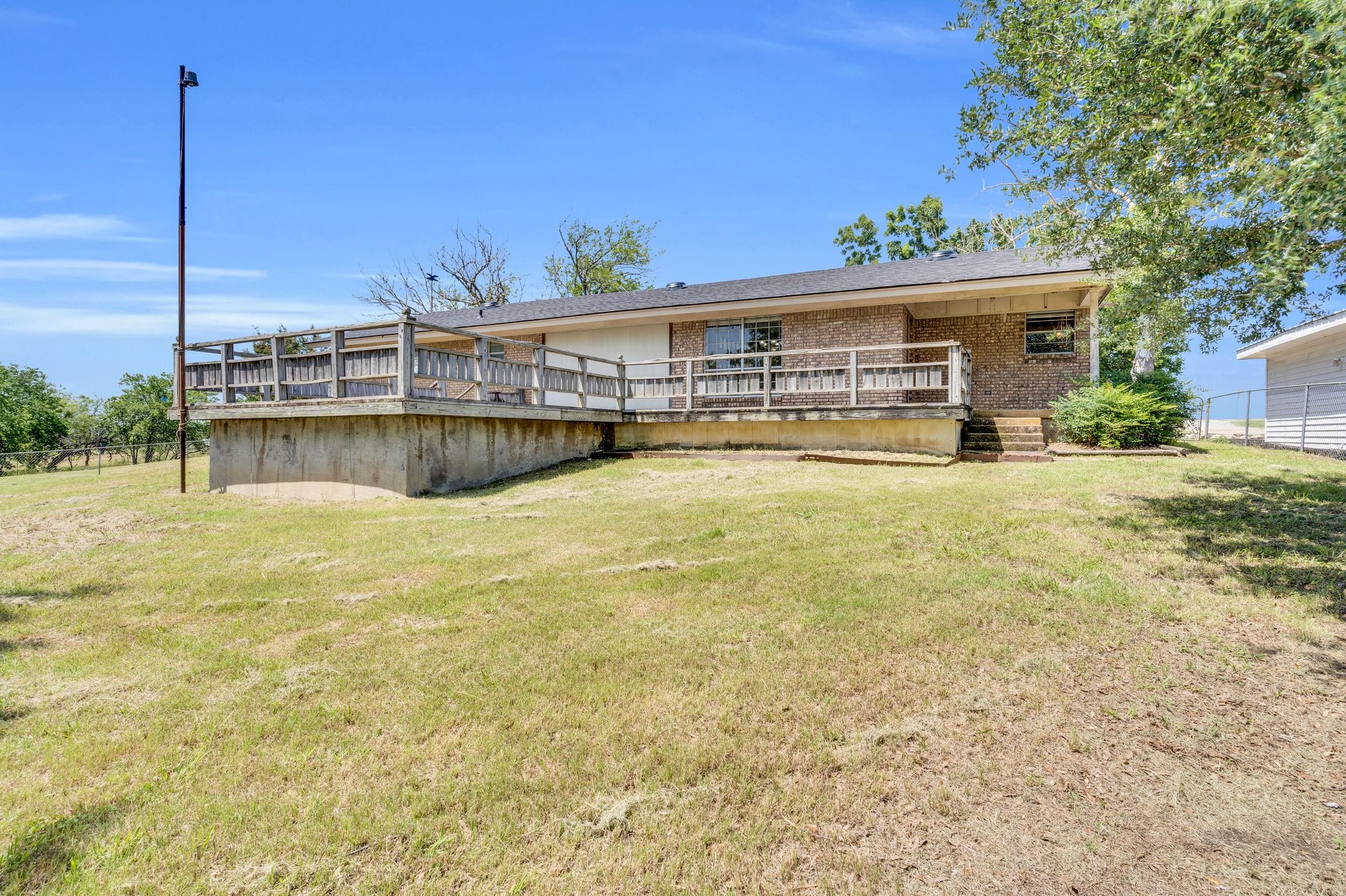 11642 Fm 157 Maypearl TX 76064