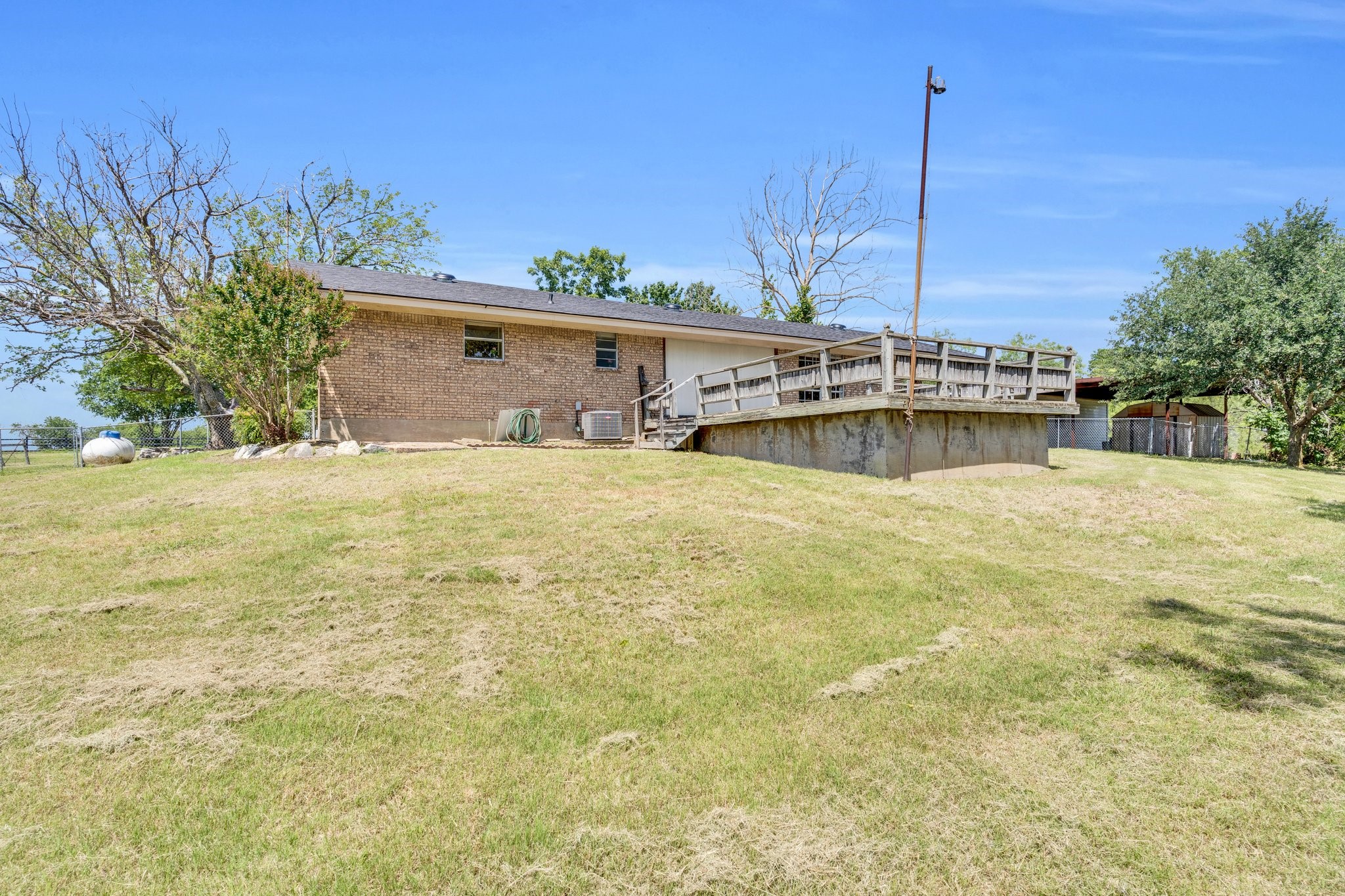 11642 Fm 157 Maypearl TX 76064