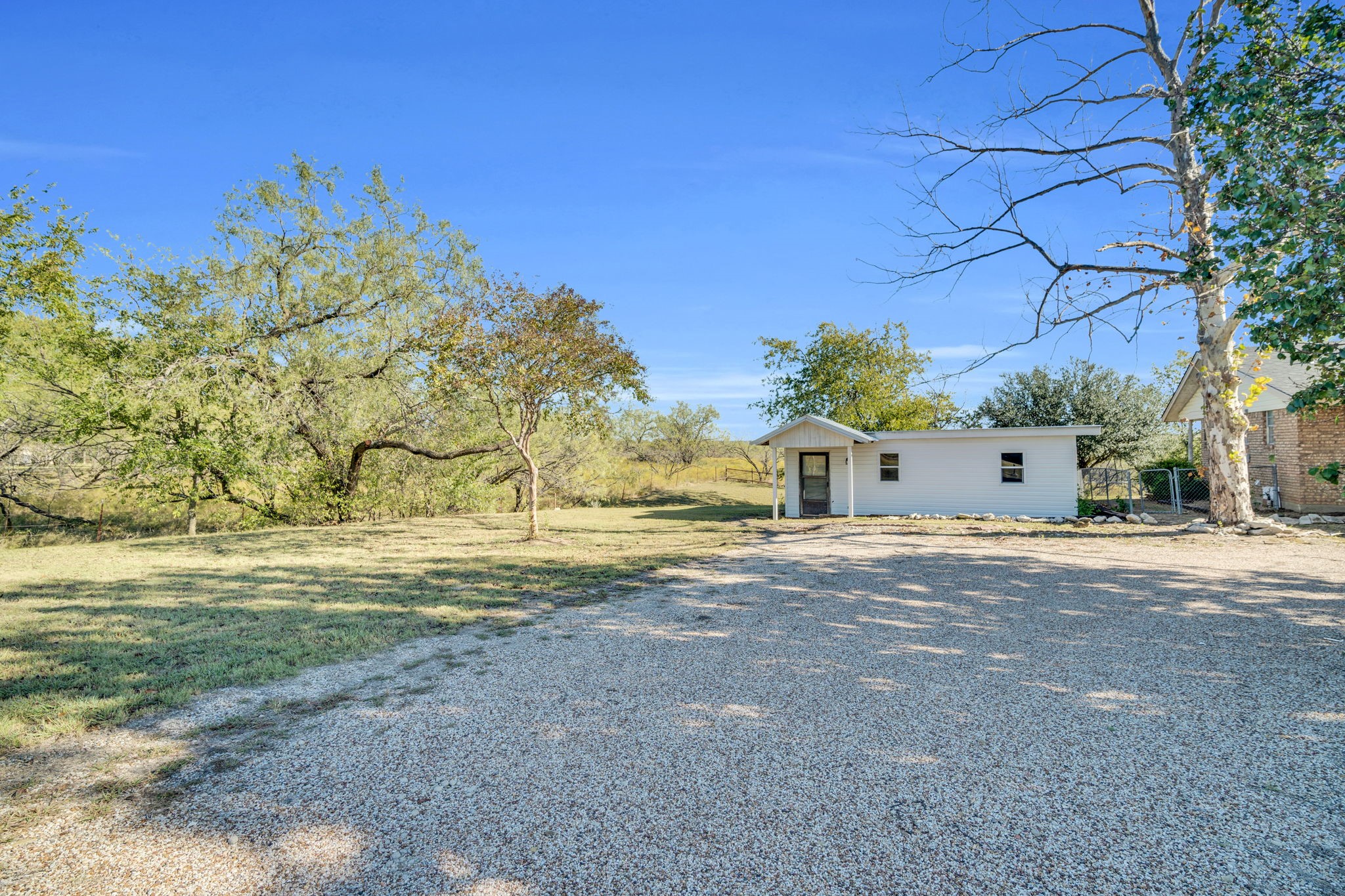 11642 Fm 157 Maypearl TX 76064