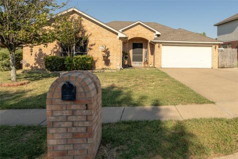 103 Stonewood Way Alvarado TX 76009