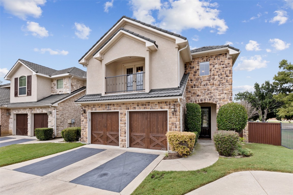 2509 Fountain Cove Carrollton TX 75006