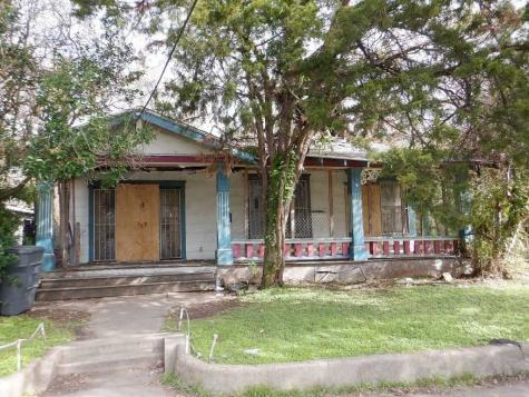 2818 Meadow Street Dallas TX 75215