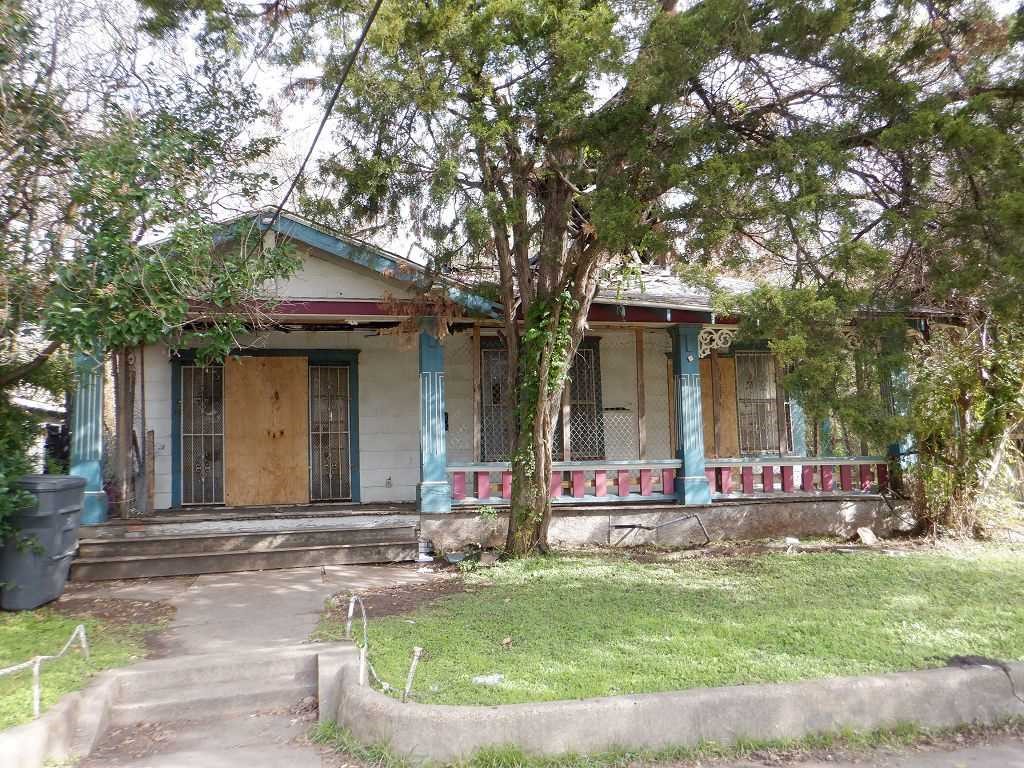 2818 Meadow Street Dallas TX 75215