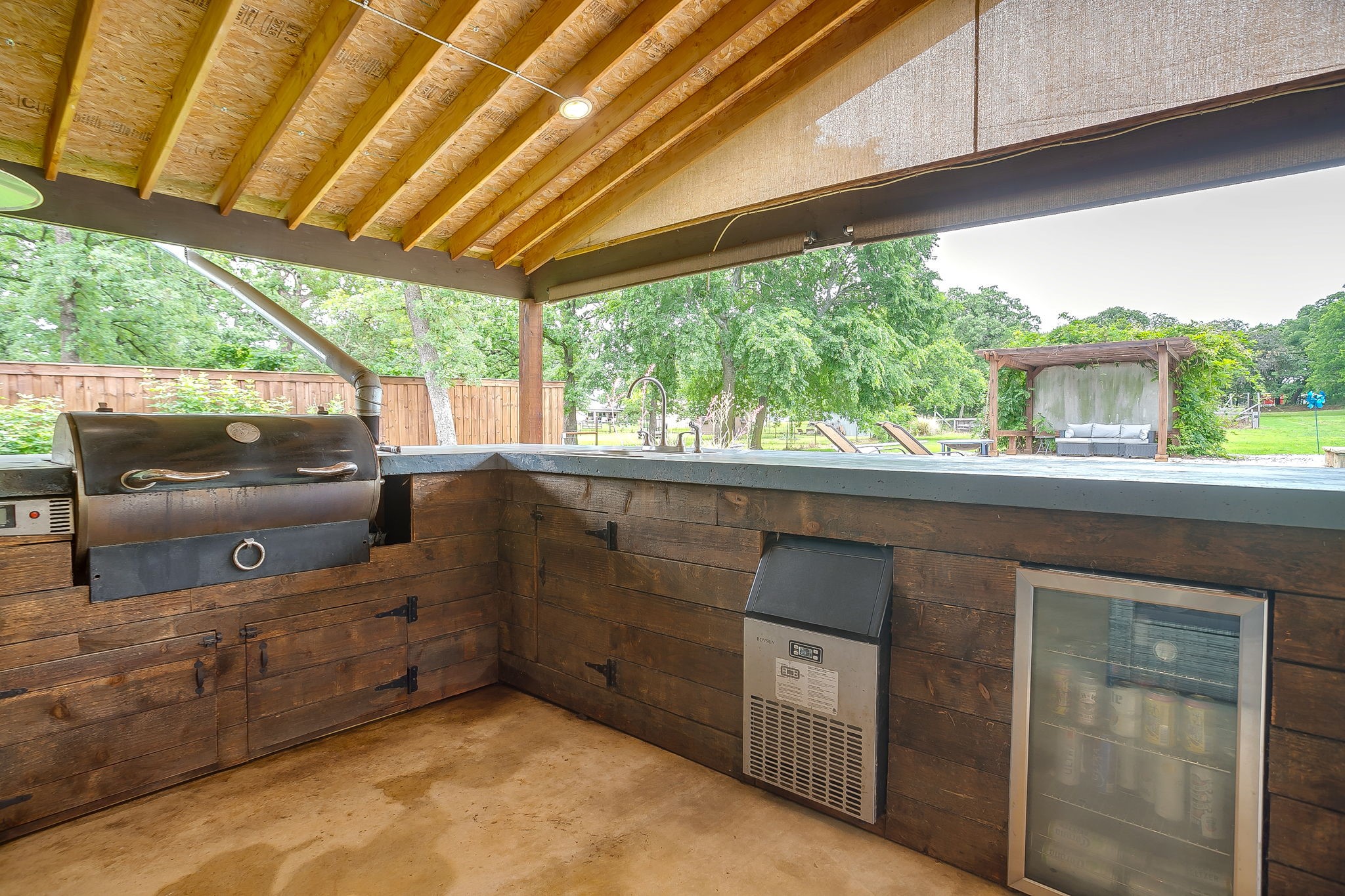 3412 E Renfro Street Burleson TX 76028