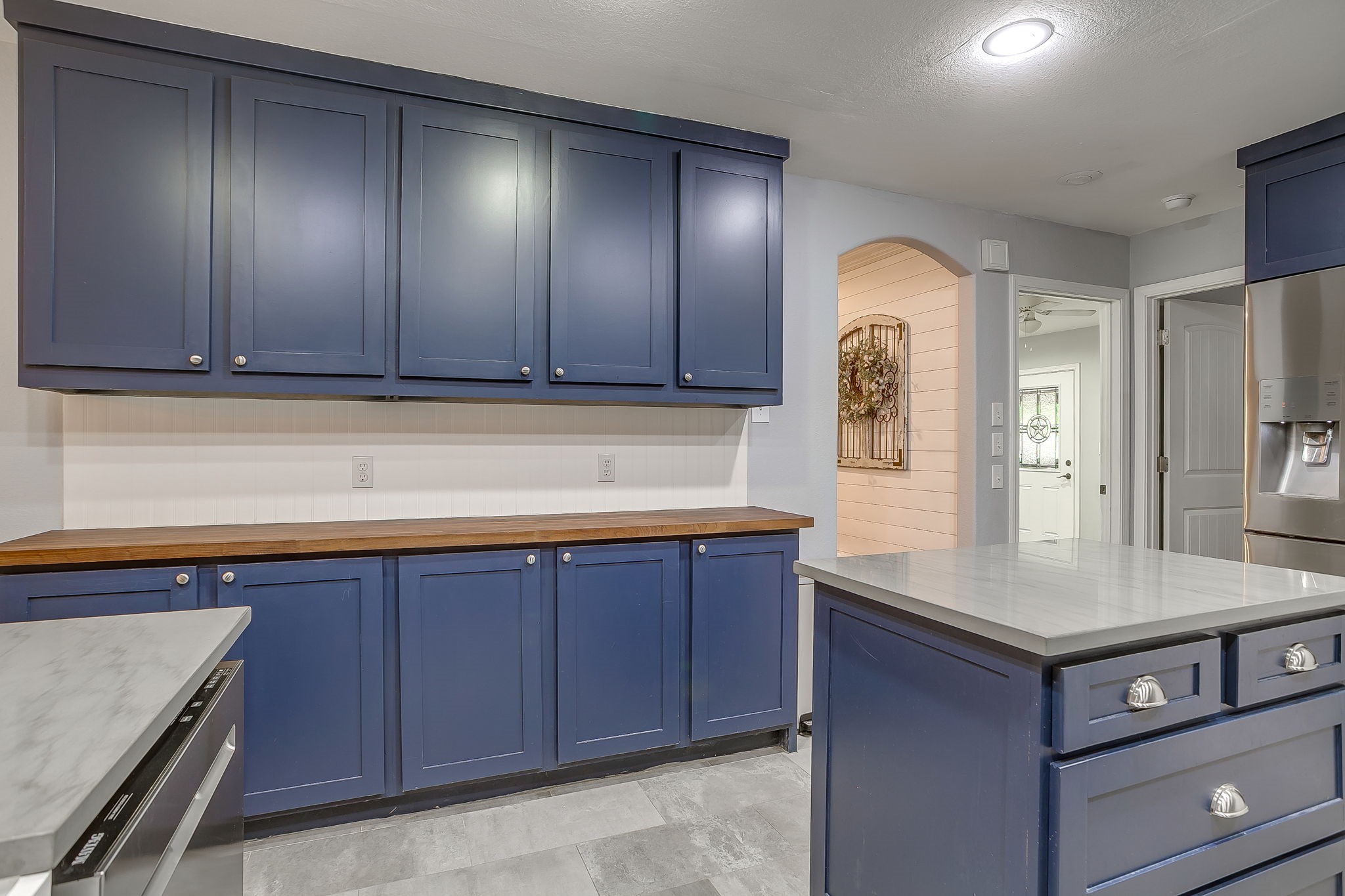 3412 E Renfro Street Burleson TX 76028