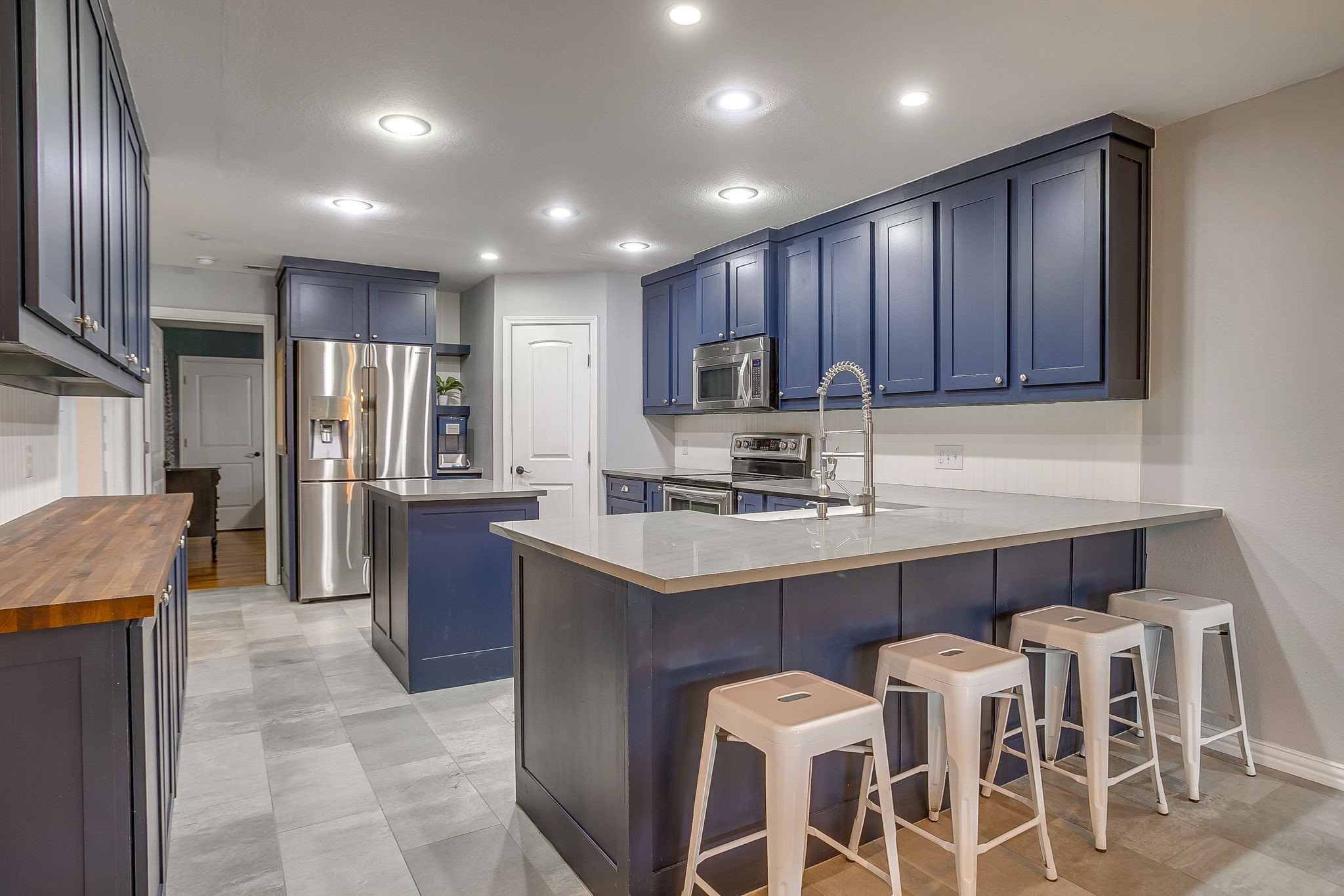 3412 E Renfro Street Burleson TX 76028