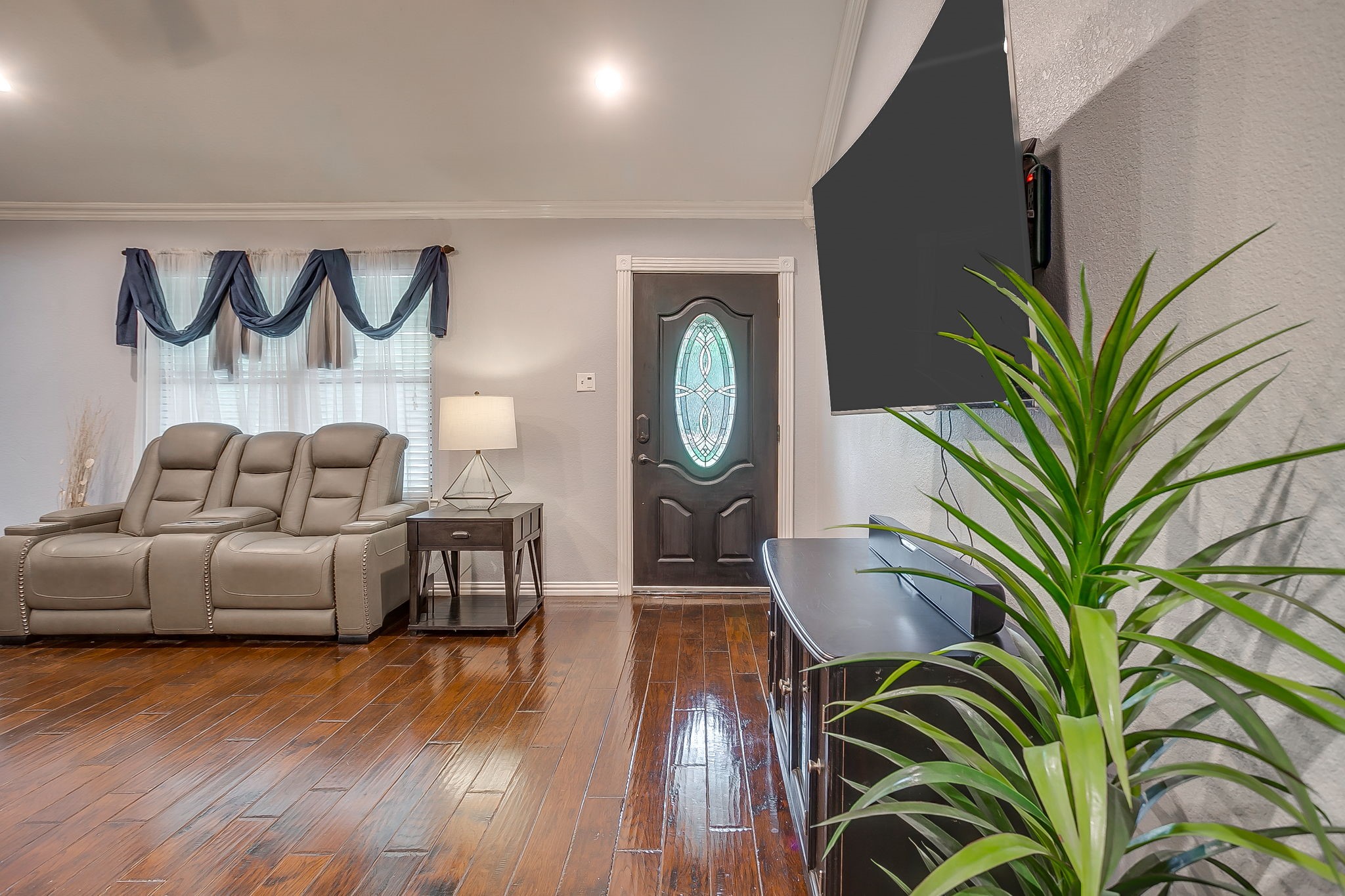 3412 E Renfro Street Burleson TX 76028