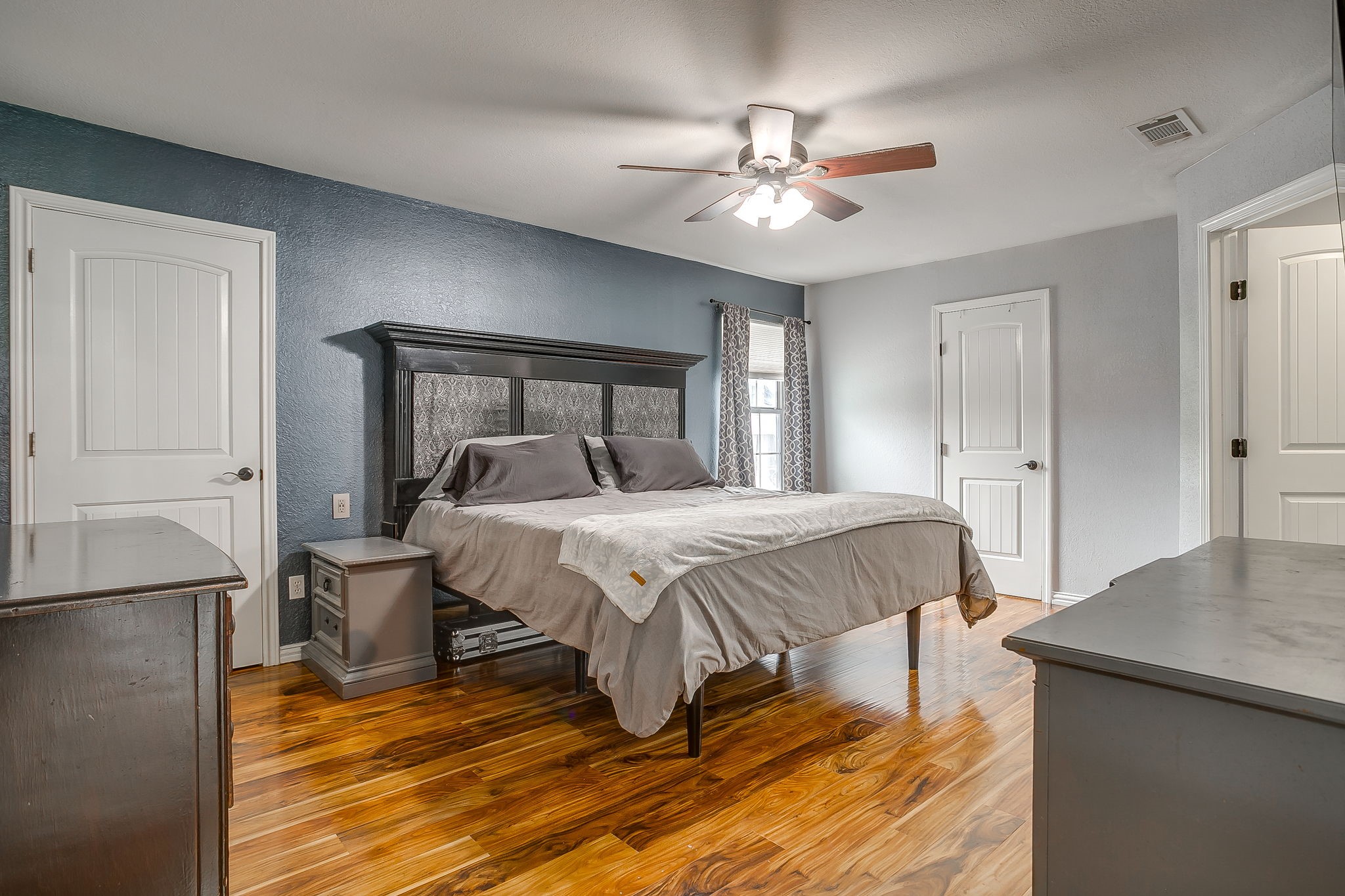 3412 E Renfro Street Burleson TX 76028