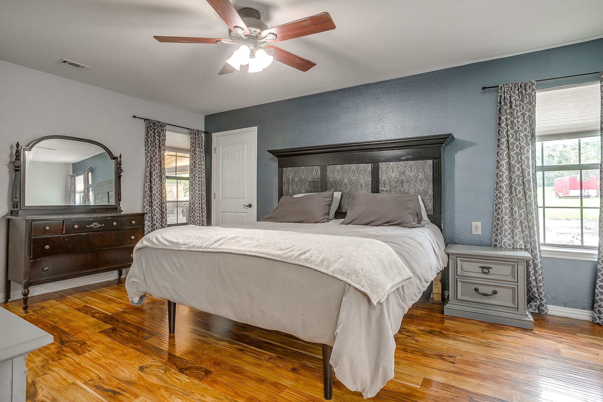 3412 E Renfro Street Burleson TX 76028
