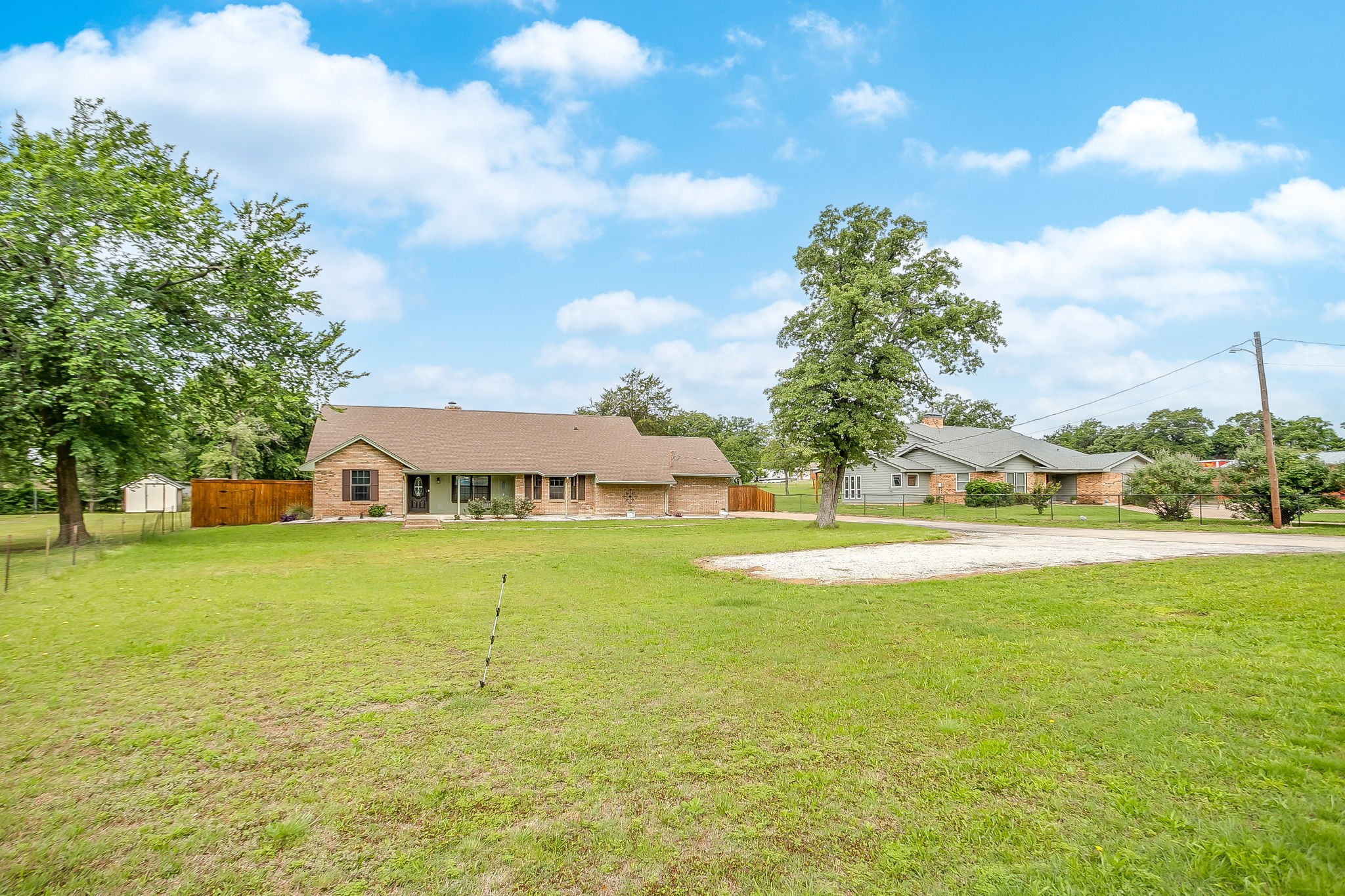 3412 E Renfro Street Burleson TX 76028