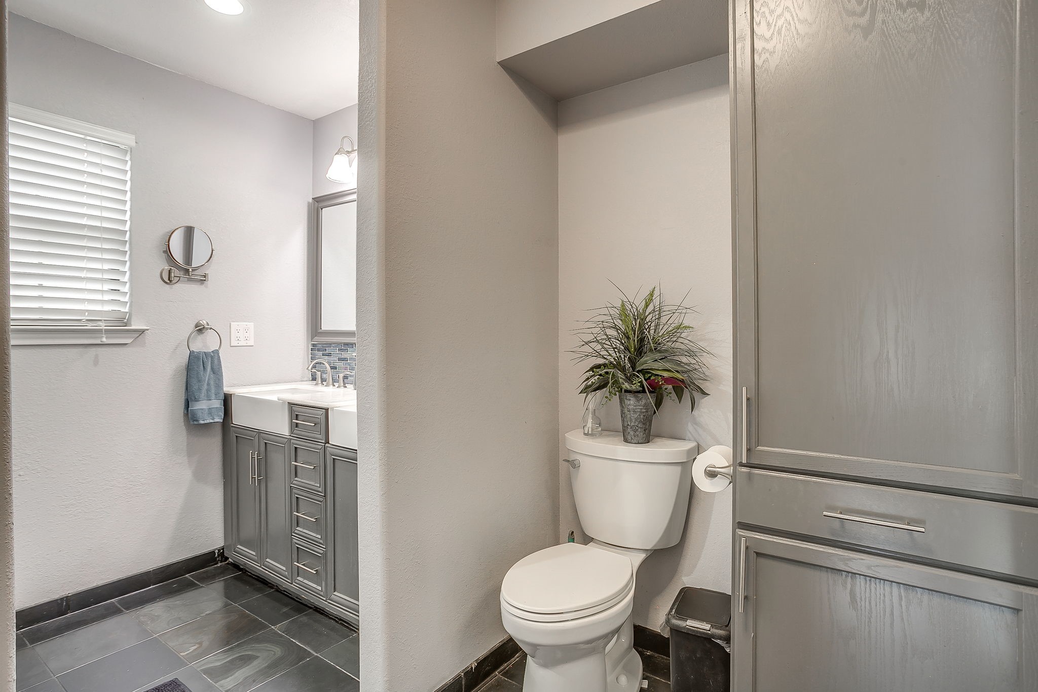 3412 E Renfro Street Burleson TX 76028