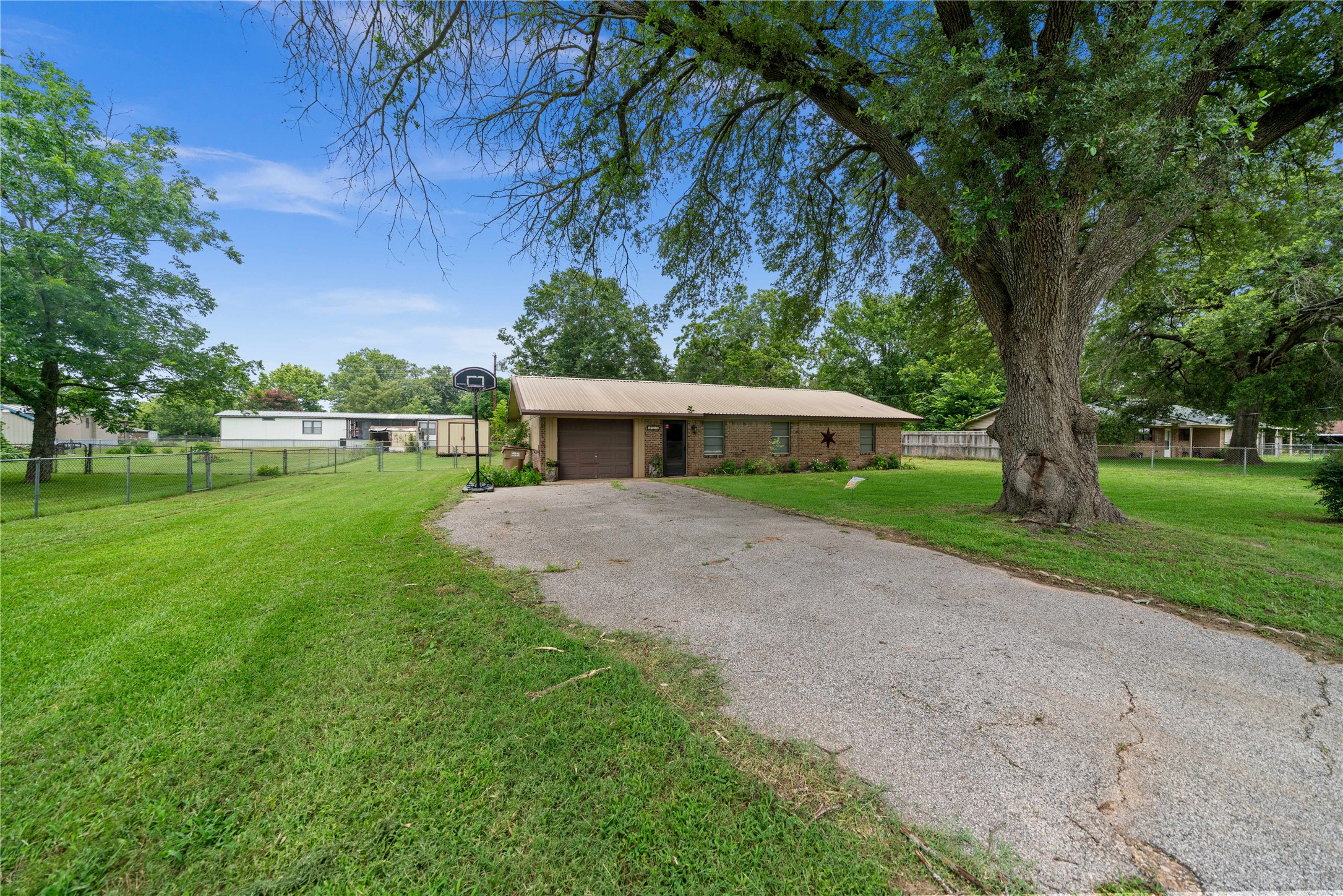 6753 Murphy Street Murchison TX 75778