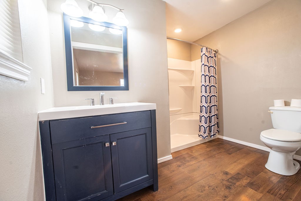 1385 Fm 194 Blossom TX 75416