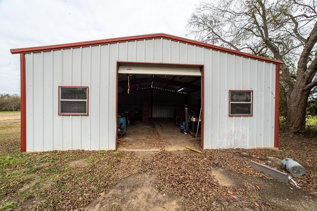 1385 Fm 194 Blossom TX 75416