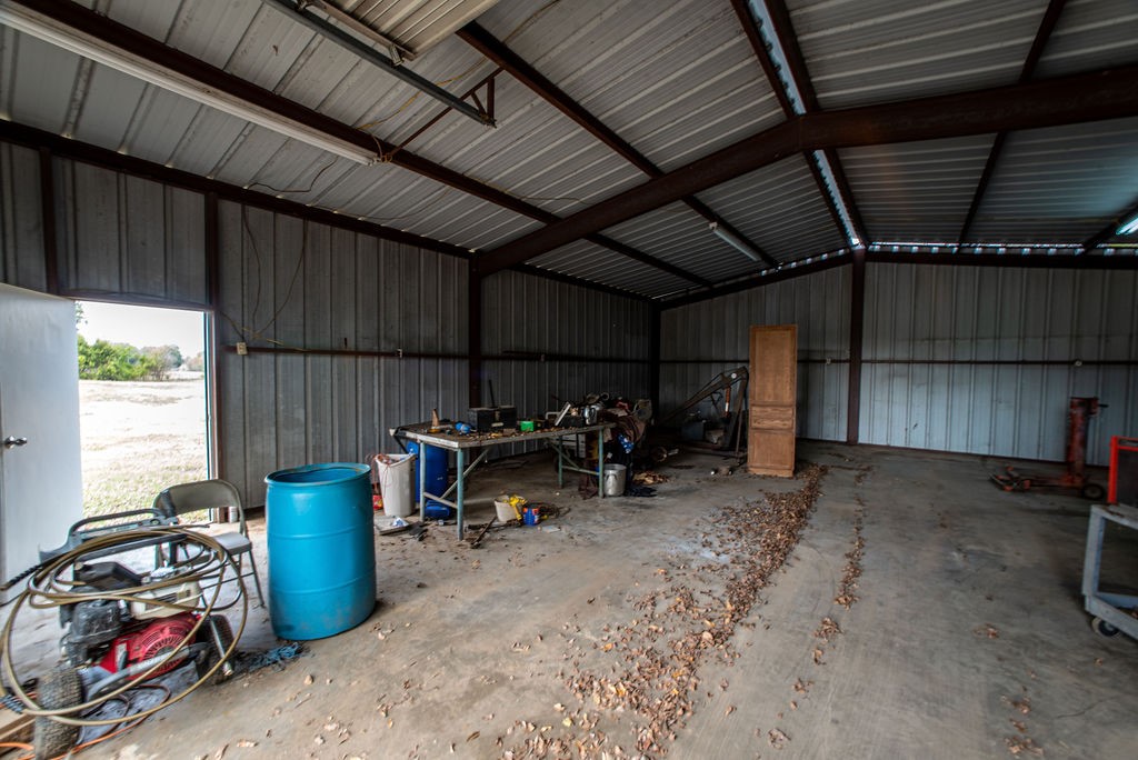 1385 Fm 194 Blossom TX 75416