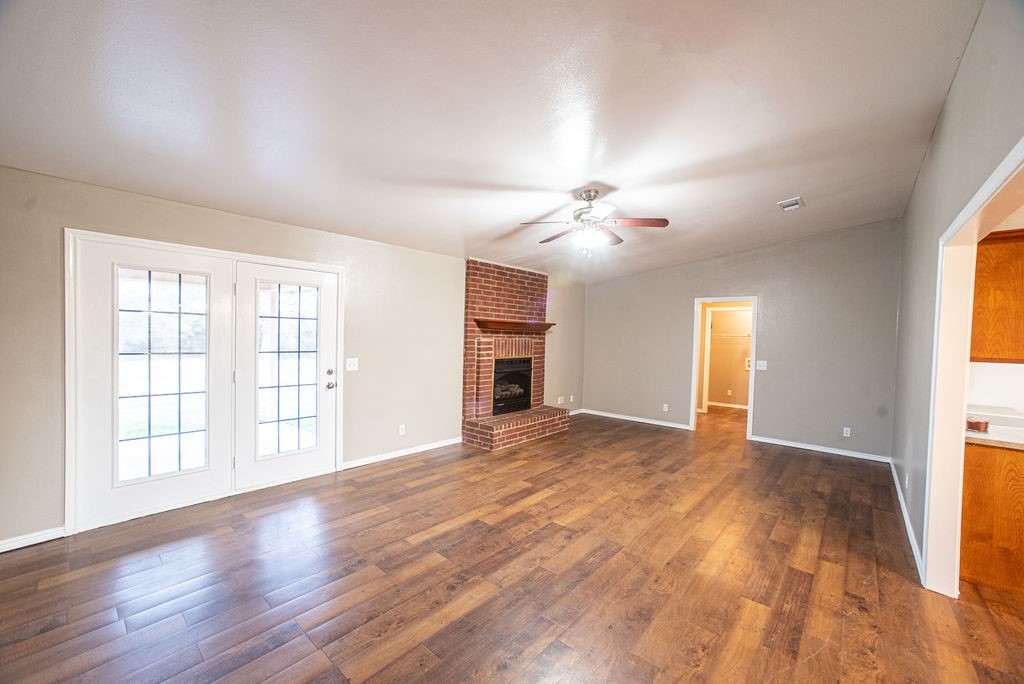 1385 Fm 194 Blossom TX 75416