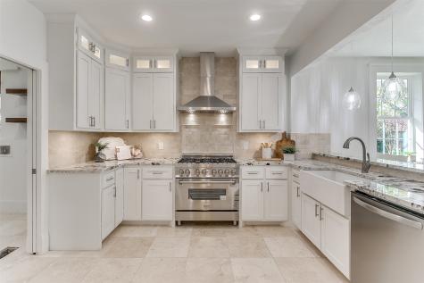 415 Featherston Street Cleburne TX 76033