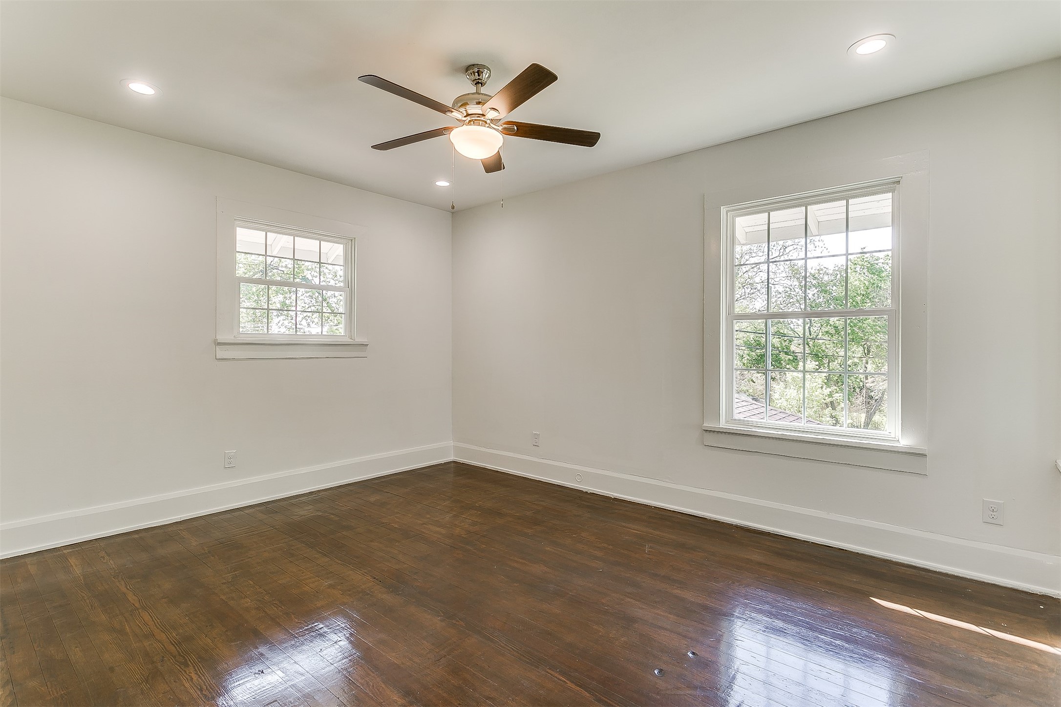 415 Featherston Street Cleburne TX 76033