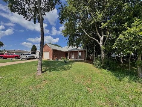 213 S Preston Street Alvarado TX 76009
