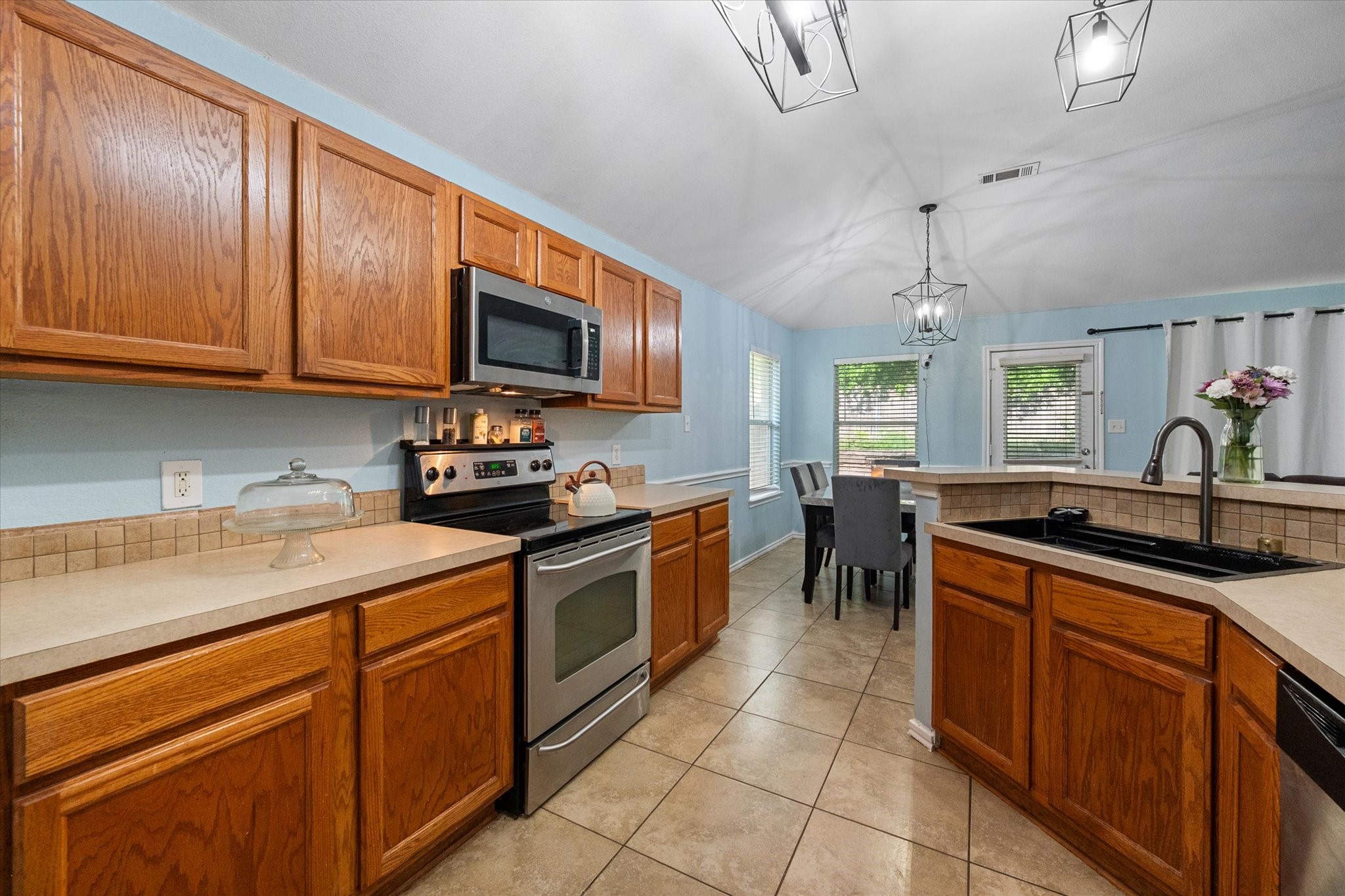 713 Green Acres Lane Midlothian TX 76065