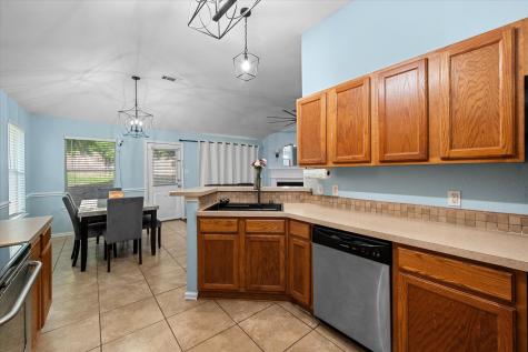 713 Green Acres Lane Midlothian TX 76065