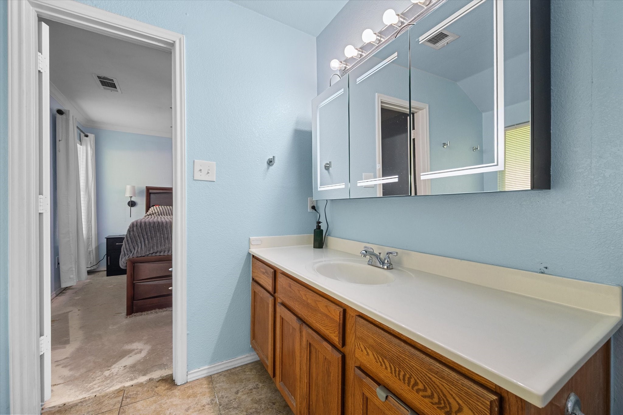 713 Green Acres Lane Midlothian TX 76065