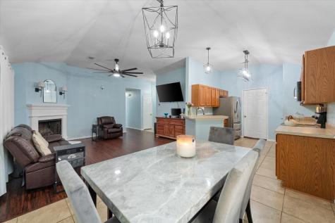 713 Green Acres Lane Midlothian TX 76065