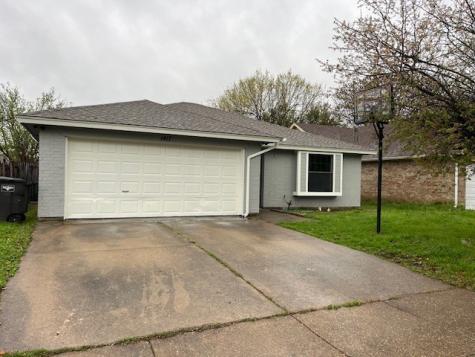 1417 Lincolnshire Way Fort Worth TX 76134