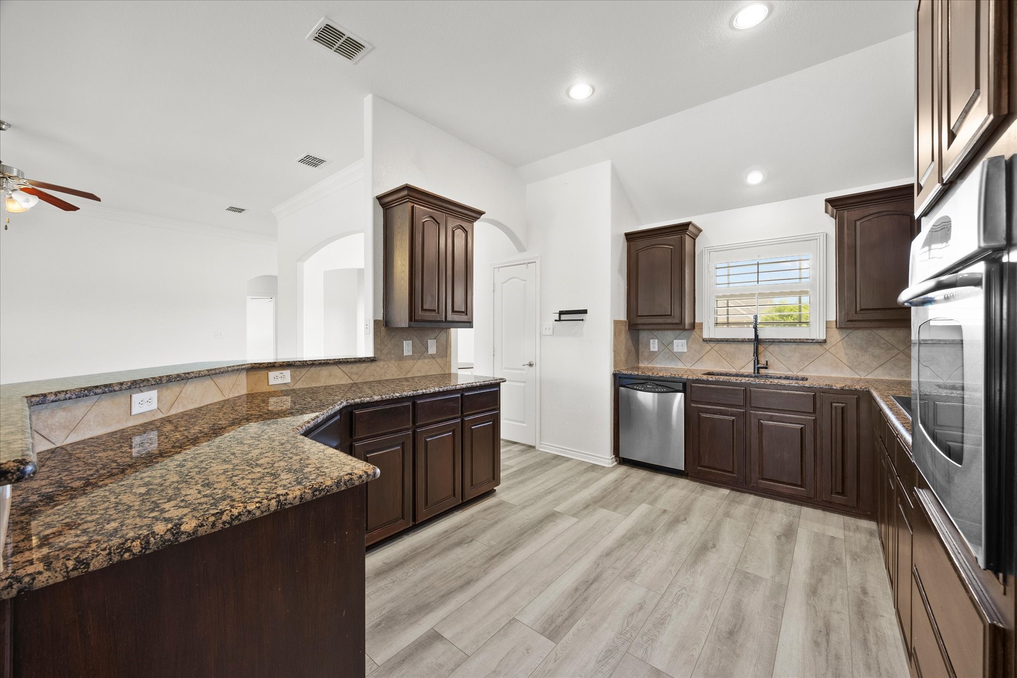 528 Hubbard Circle Nevada TX 75173