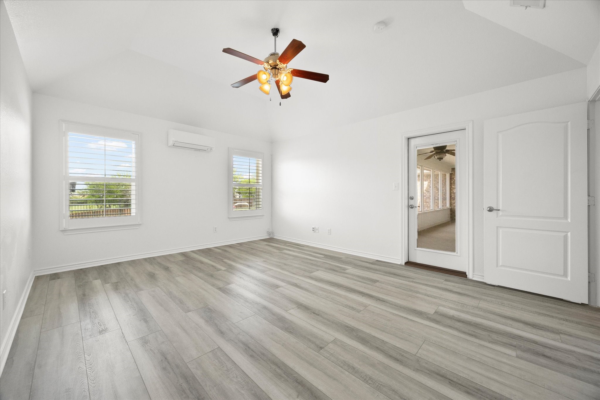 528 Hubbard Circle Nevada TX 75173